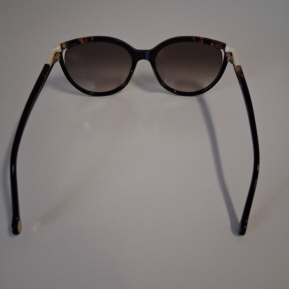 Carolina Herrera Women’s Sunglasses – SHE822 700 (Brand New) - Picture 6 of 6